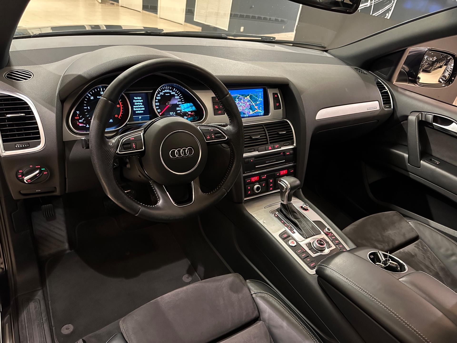 43767788-27.jpg