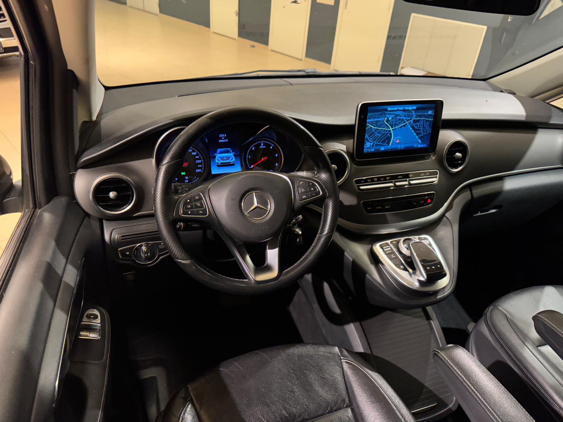 44943402-17.jpg