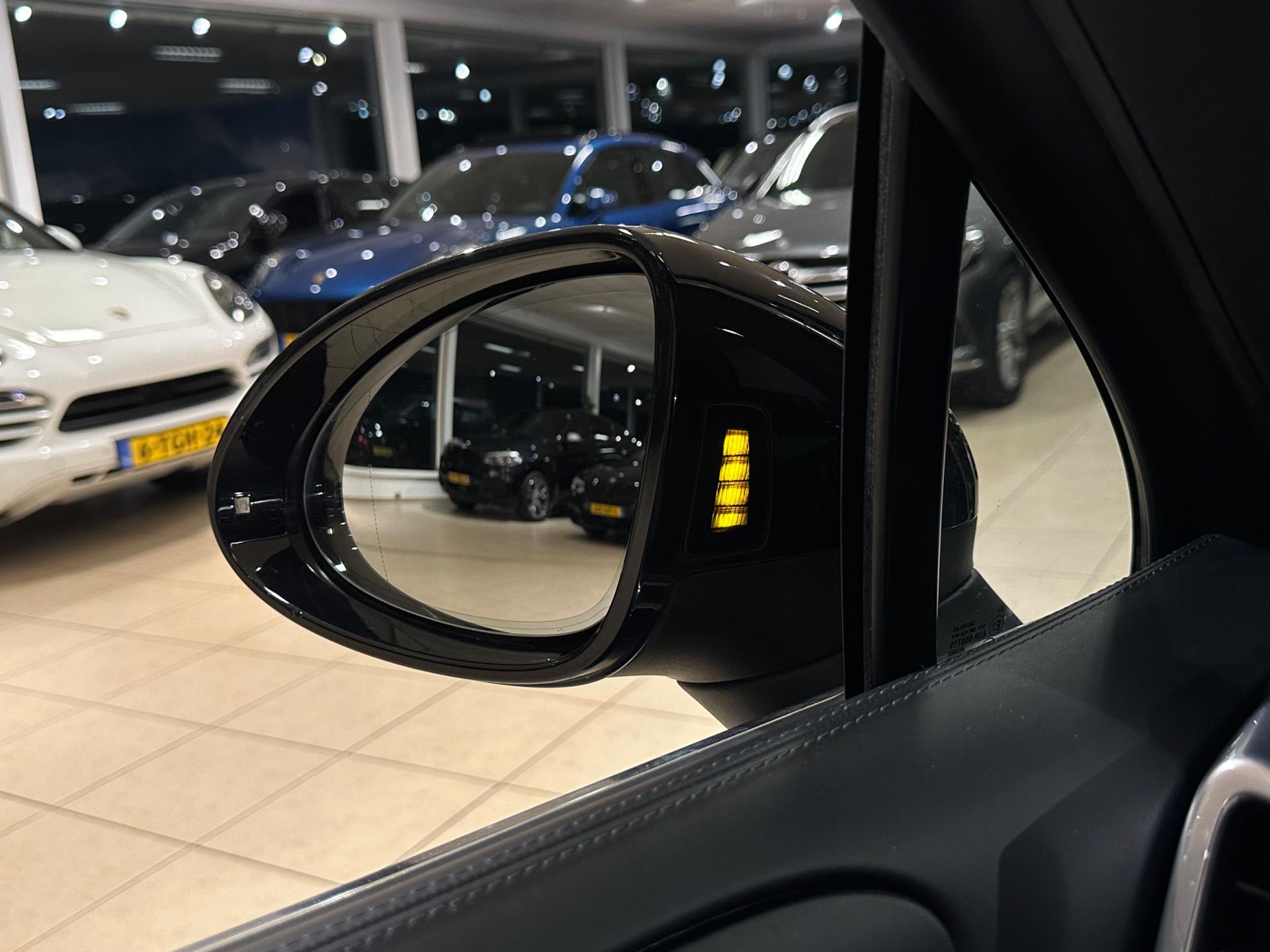 46529794-24.jpg