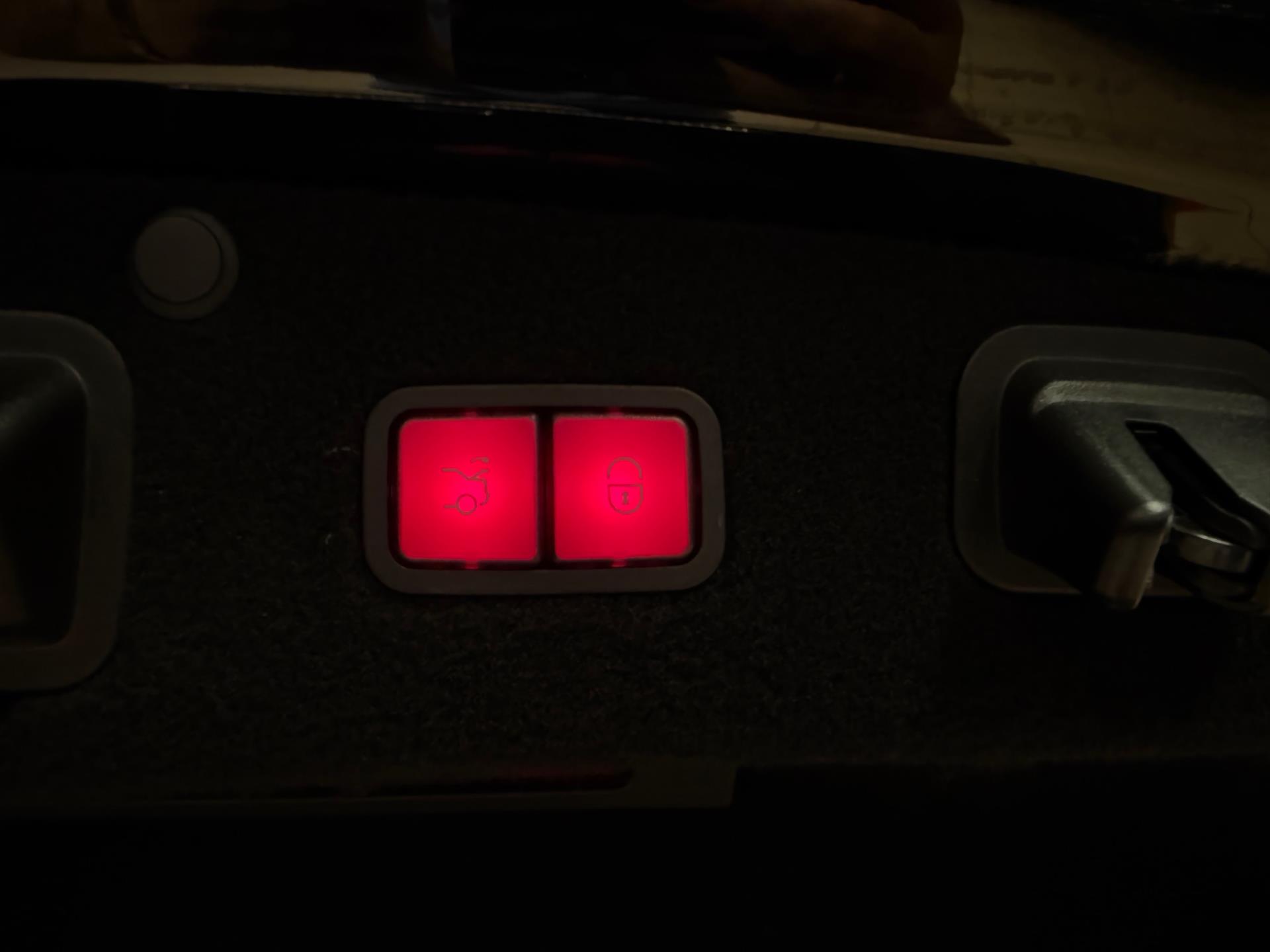 47262071-27.jpg