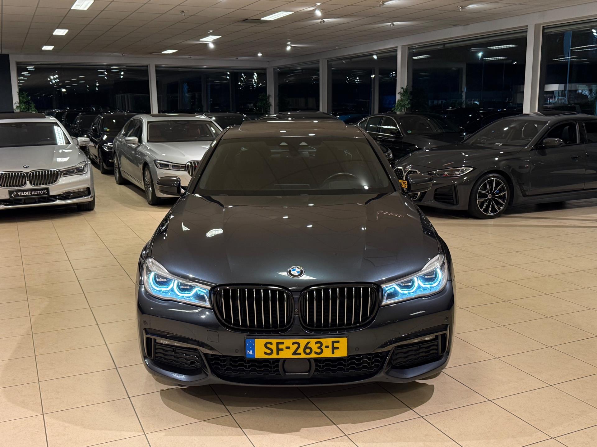 47408870-4.jpg