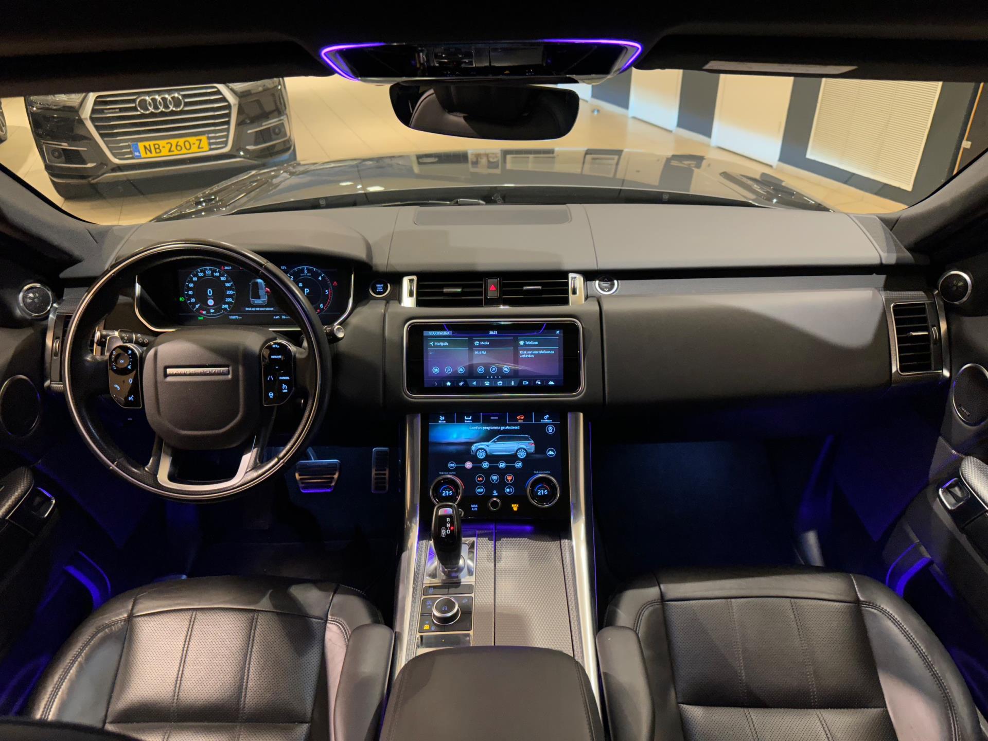 48077270-20.jpg