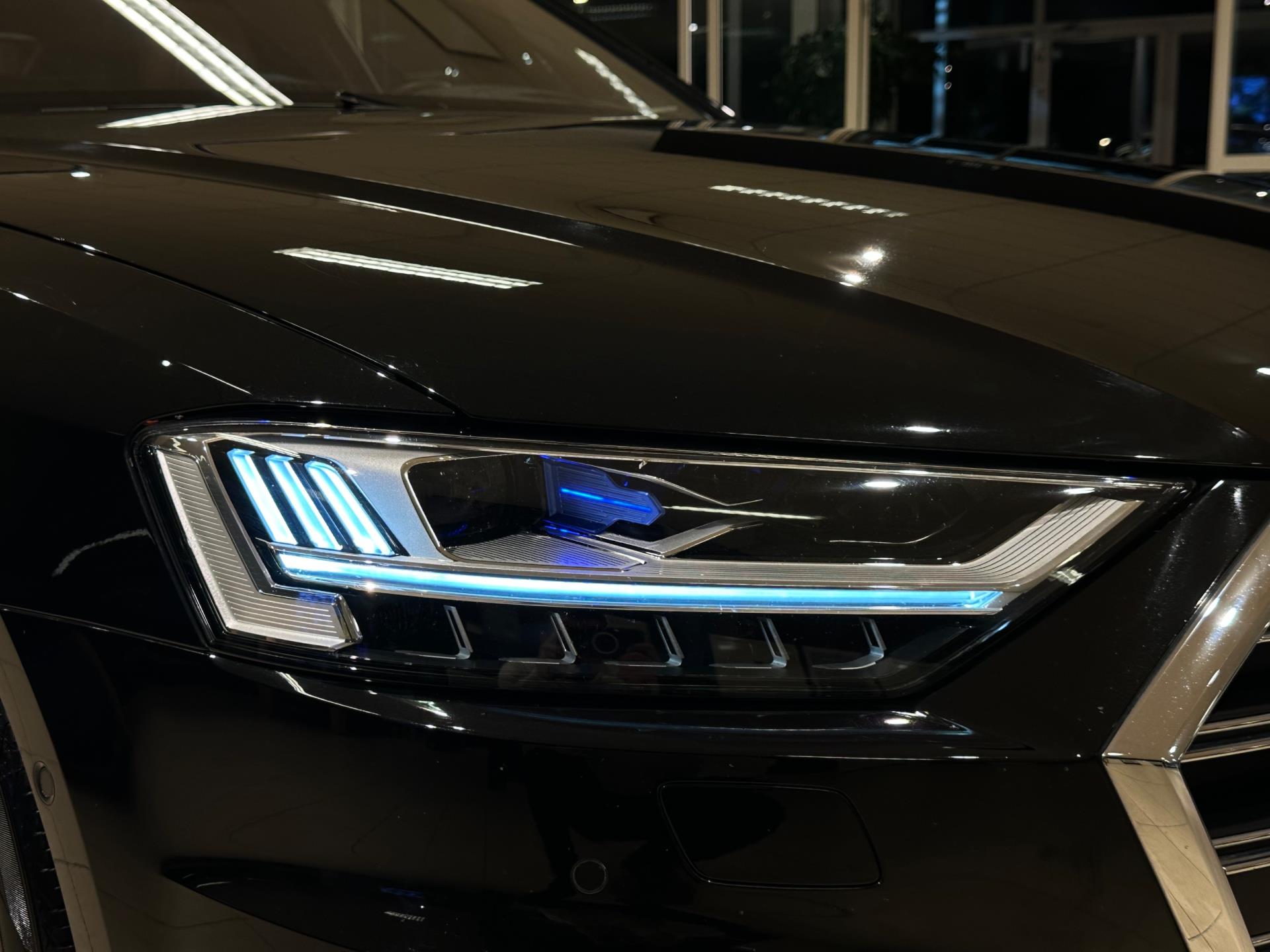 48587659-6.jpg