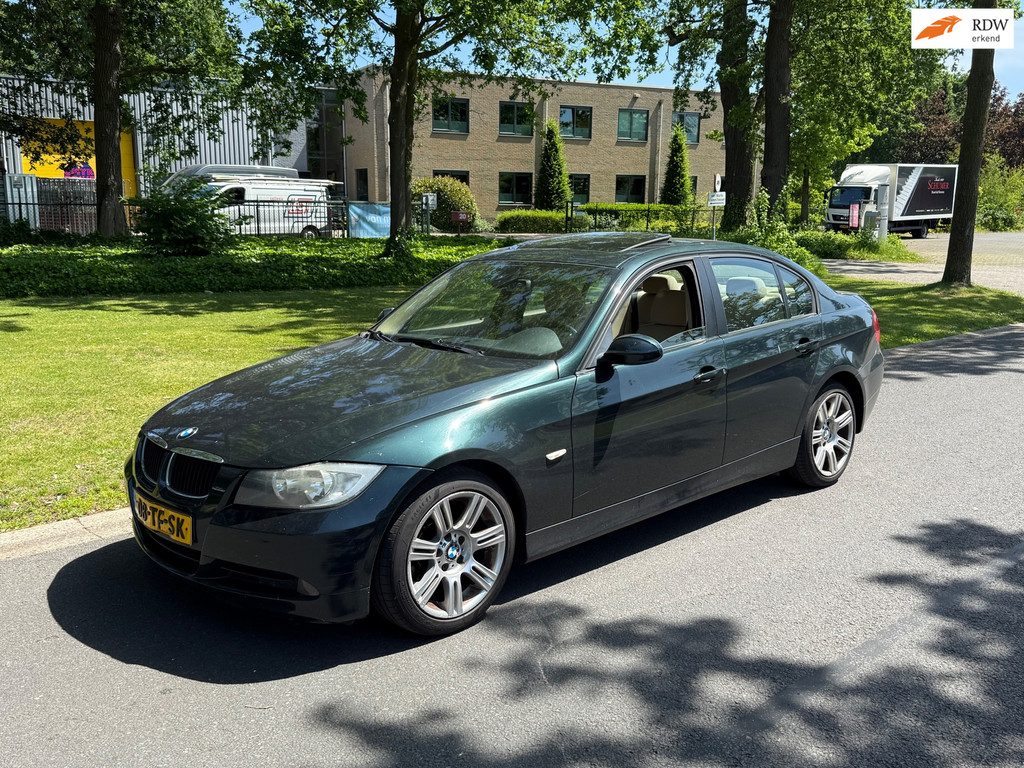 53943134-24.jpg